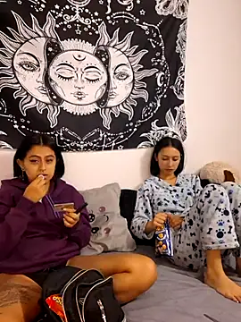 emily n abby online show from 8, 7, 2026
