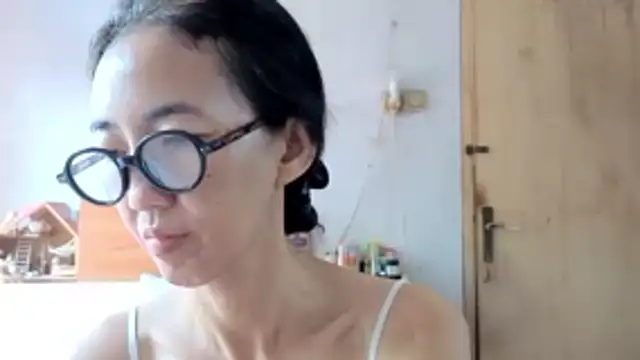 Snapshot of princessD077 chatting on 18, 5, 2026 princessD077 online show from 18, 5, 2026