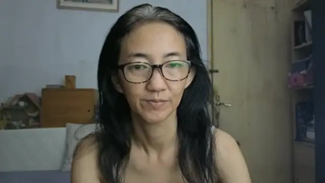 Snapshot of princessD077 chatting on 14, 6, 2026 princessD077 online show from 14, 6, 2026