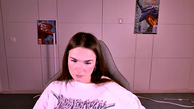 May Bloom online show from 27, 11, 2025