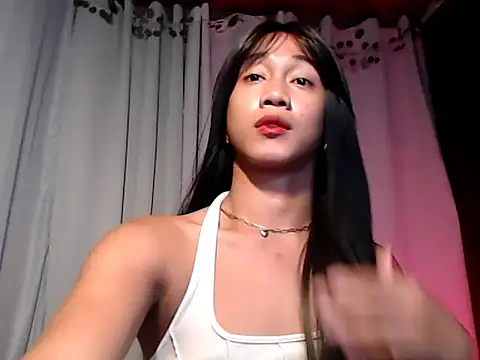 taylaxuxu online show from 14, 7, 2026
