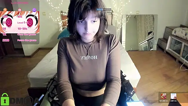 A Skyy online show from 8, 5, 2026