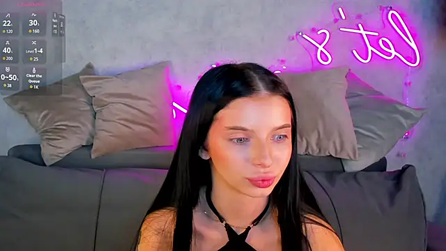 Eva Mayers online show from 30, 10, 2025