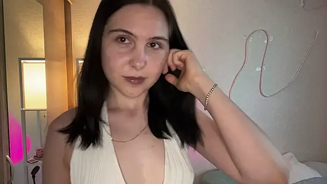 MyraLitterers online show from 30, 6, 2026