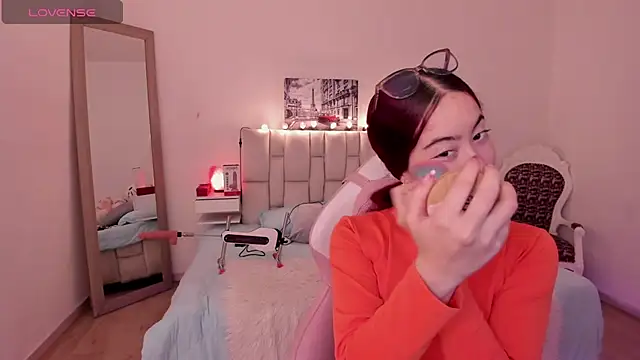 Amaraa couper1 online show from 18, 2, 2026