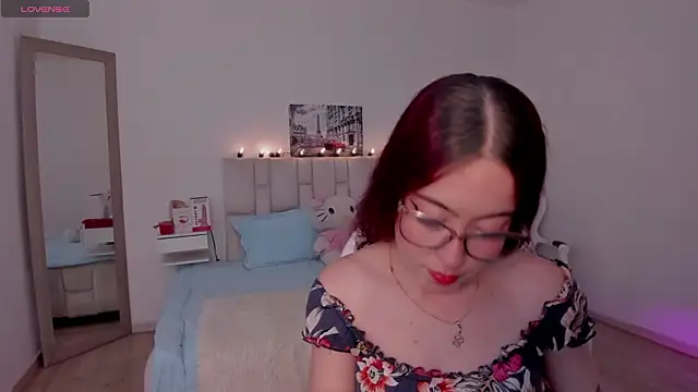 Amaraa couper1 online show from 17, 3, 2026