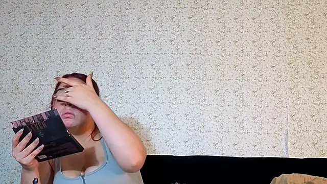 Curvy and Petites aws online show from 22, 10, 2025