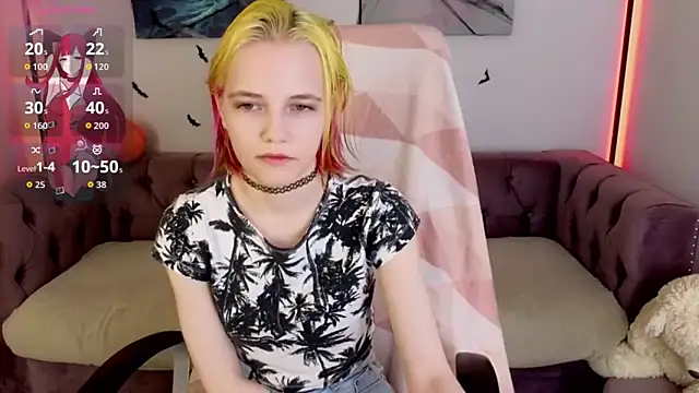 Snapshot of MitaSide chatting on 21, 10, 2025 MitaSide online show from 21, 10, 2025