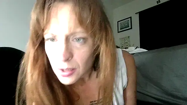 Snapshot of LoveLibz169 chatting on 9, 11, 2025 LoveLibz169 online show from 9, 11, 2025