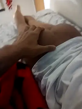 Snapshot of Casal_em_chamas chatting on 30, 10, 2025 Casal em chamas online show from 30, 10, 2025