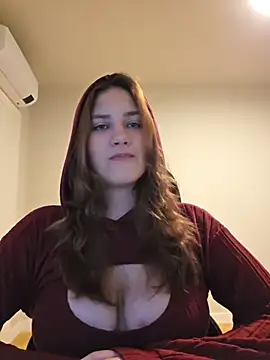Snapshot of MiaRides19 chatting on 15, 7, 2026 MiaRides19 online show from 15, 7, 2026