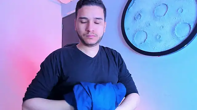 Snapshot of mike_257 chatting on 22, 12, 2025 mike 257 online show from 22, 12, 2025