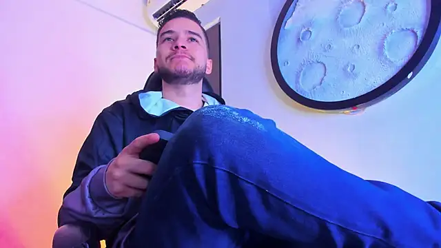 Snapshot of mike_257 chatting on 3, 3, 2026 mike 257 online show from 3, 3, 2026