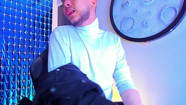 Snapshot of mike_257 chatting on 5, 3, 2026 mike 257 online show from 5, 3, 2026