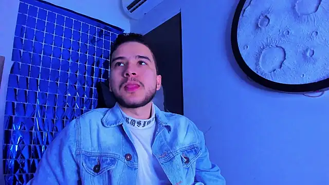 Snapshot of mike_257 chatting on 11, 3, 2026 mike 257 online show from 11, 3, 2026