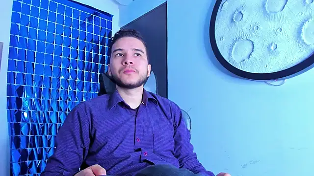 Snapshot of mike_257 chatting on 16, 3, 2026 mike 257 online show from 16, 3, 2026