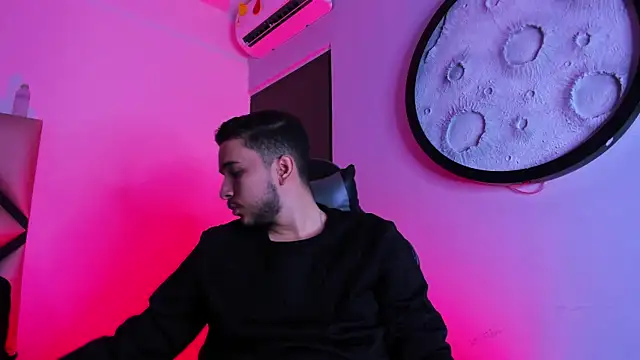 Snapshot of mike_257 chatting on 19, 3, 2026 mike 257 online show from 19, 3, 2026