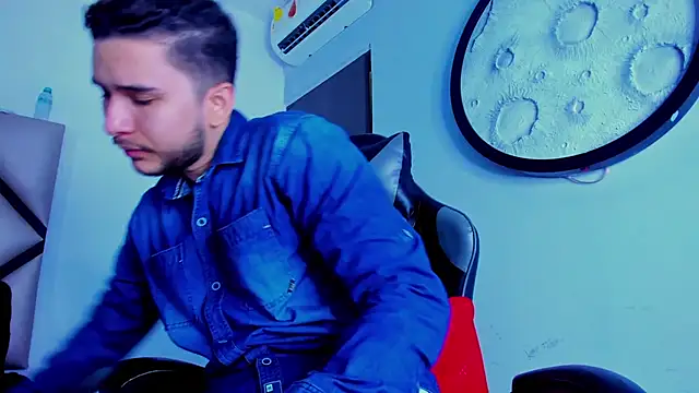 Snapshot of mike_257 chatting on 20, 3, 2026 mike 257 online show from 20, 3, 2026