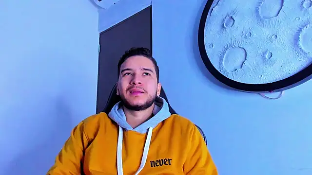 Snapshot of mike_257 chatting on 21, 3, 2026 mike 257 online show from 21, 3, 2026