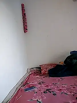 Snapshot of Hot_Angle chatting on 28, 11, 2025 Hot Angle online show from 28, 11, 2025