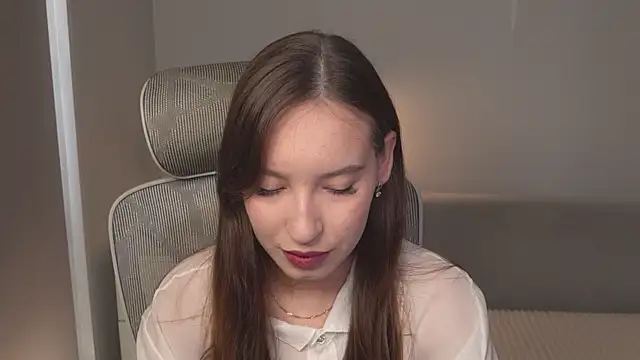 Snapshot of WhyEmmyCry chatting on 3, 7, 2026 WhyEmmyCry online show from 3, 7, 2026