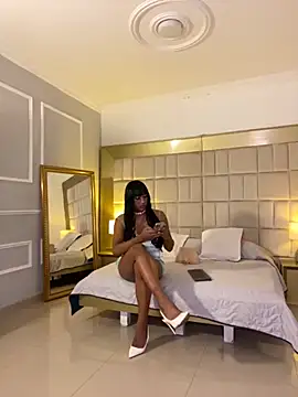 Snapshot of IsabellaDarrell_ts chatting on 1, 2, 2026 IsabellaDarrell ts online show from 1, 2, 2026