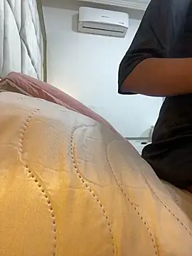 Snapshot of IsabellaDarrell_ts chatting on 25, 2, 2026 IsabellaDarrell ts online show from 25, 2, 2026