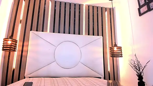 Snapshot of Natzuki_1 chatting on 17, 6, 2026 Natzuki 1 online show from 17, 6, 2026