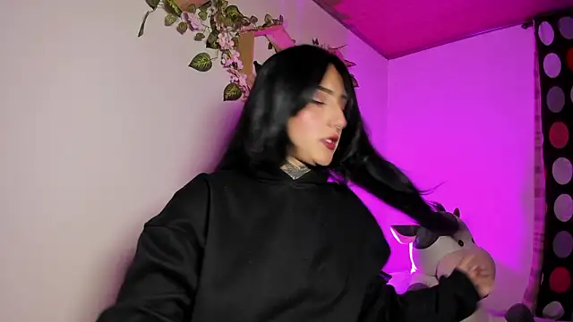 Snapshot of miku_st chatting on 25, 2, 2026 miku st online show from 25, 2, 2026