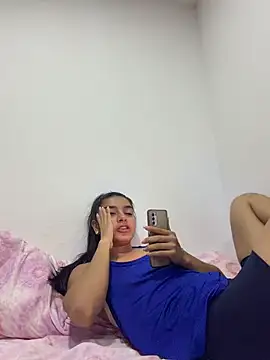 Snapshot of violeta365 chatting on 5, 8, 2026 violeta365 online show from 5, 8, 2026