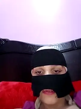 SandyAmr online show from 1, 12, 2025