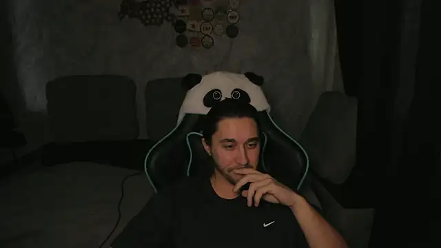 Pohyi  online show from 6, 3, 2026