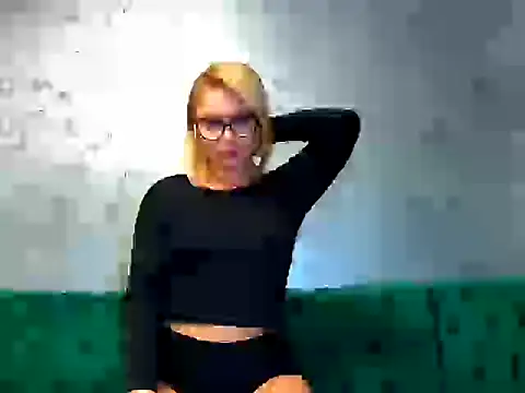 Snapshot of Chloe_248 chatting on 24, 10, 2025 Chloe 248 online show from 24, 10, 2025