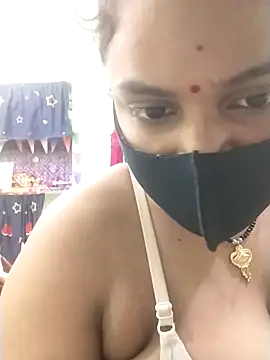 Snapshot of sexy_6hvhhh chatting on 28, 11, 2025 sexy 6hvhhh online show from 28, 11, 2025