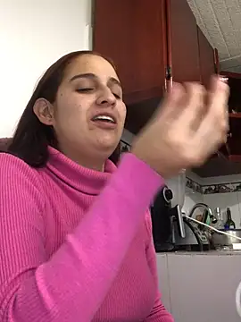 Snapshot of Zoey_sweet01 chatting on 3, 11, 2025 Zoey sweet01 online show from 3, 11, 2025