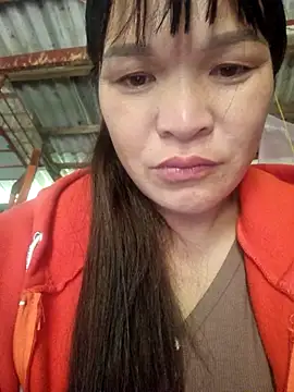 Snapshot of chipu06 chatting on 4, 11, 2025 chipu06 online show from 4, 11, 2025