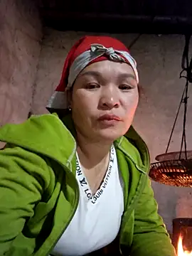 Snapshot of chipu06 chatting on 21, 12, 2025 chipu06 online show from 21, 12, 2025