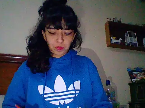 RedVelvet420 online show from 23, 10, 2025