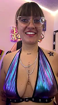 Pinkvixen69 online show from 30, 6, 2026