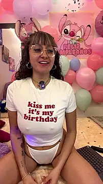 Pinkvixen69 online show from 3, 8, 2026