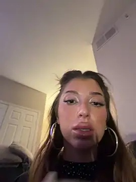 babygirlxchlo online show from 2, 11, 2025