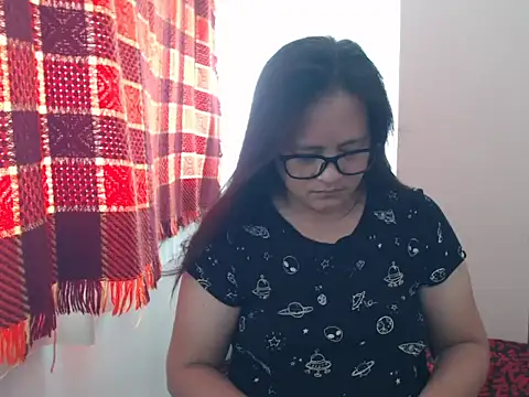 Kinkybela2025 online show from 4, 7, 2026