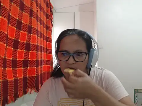 Kinkybela2025 online show from 4, 8, 2026