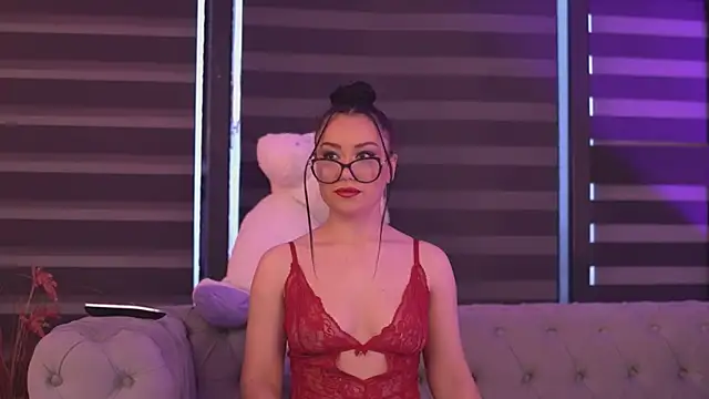 TiffanyVoss online show from 3, 11, 2025