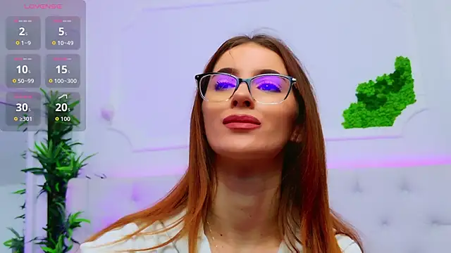 ElisaCharm online show from 17, 11, 2025