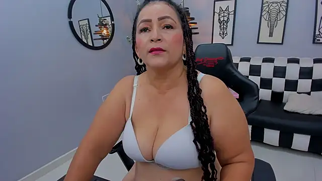 Elena Milff online show from 24, 10, 2025