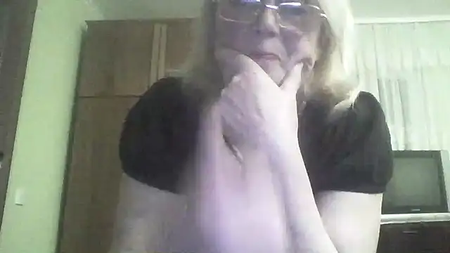 AmyLove353 online show from 30, 3, 2026