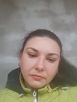 Snapshot of JuliaSky300 chatting on 7, 11, 2025 JuliaSky300 online show from 7, 11, 2025