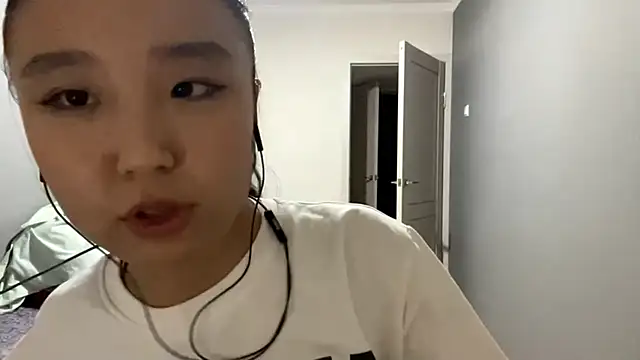 LiaPilksi online show from 20, 10, 2025