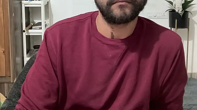 Snapshot of MakeMeAwareAah chatting on 5, 12, 2025 MakeMeAwareAah online show from 5, 12, 2025